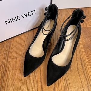 Nine West NWSAWTELLE black suede heels.